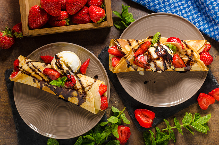 crepes with ice cream 2022 05 10 02 47 17 utc 1682495726