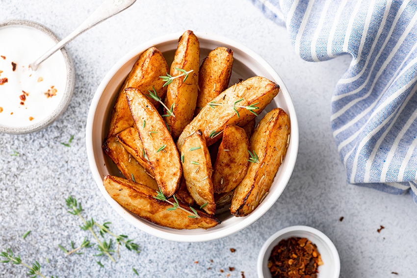 baked potato wedges with sauce 2023 01 26 10 58 35 utc