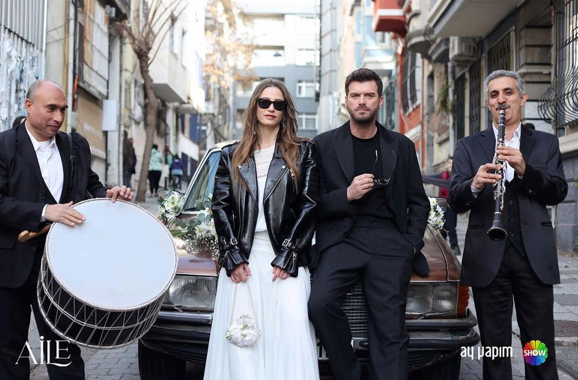 serenay sarikaya kivanc tatlitug un 20 milyon almasina tepki gosterdi 6