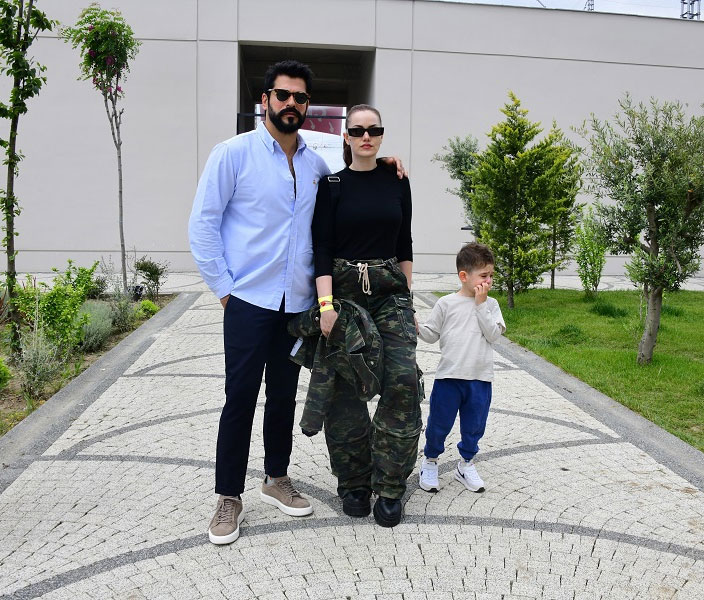 fahriye evcen in kamuflaj kombini 4